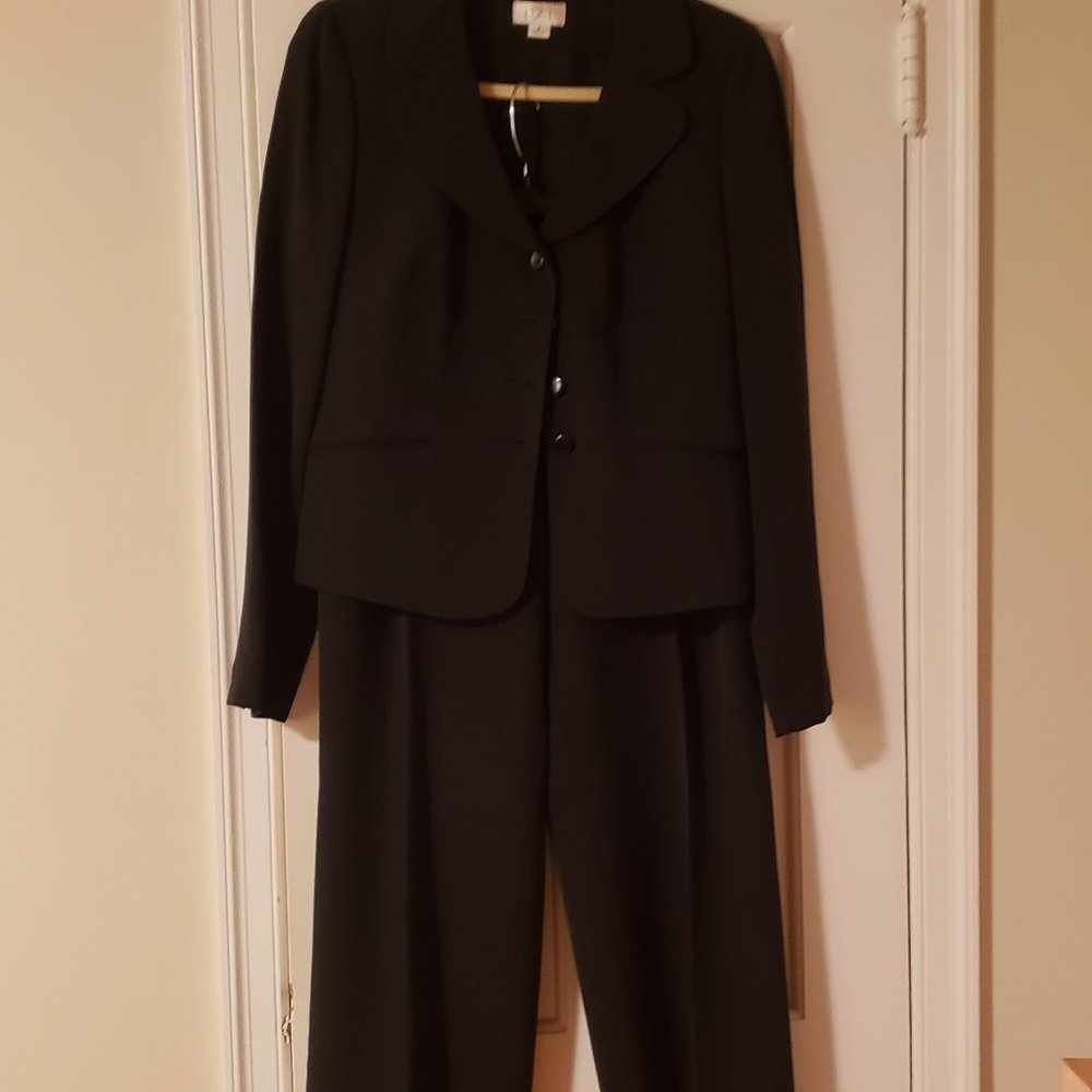 Suit